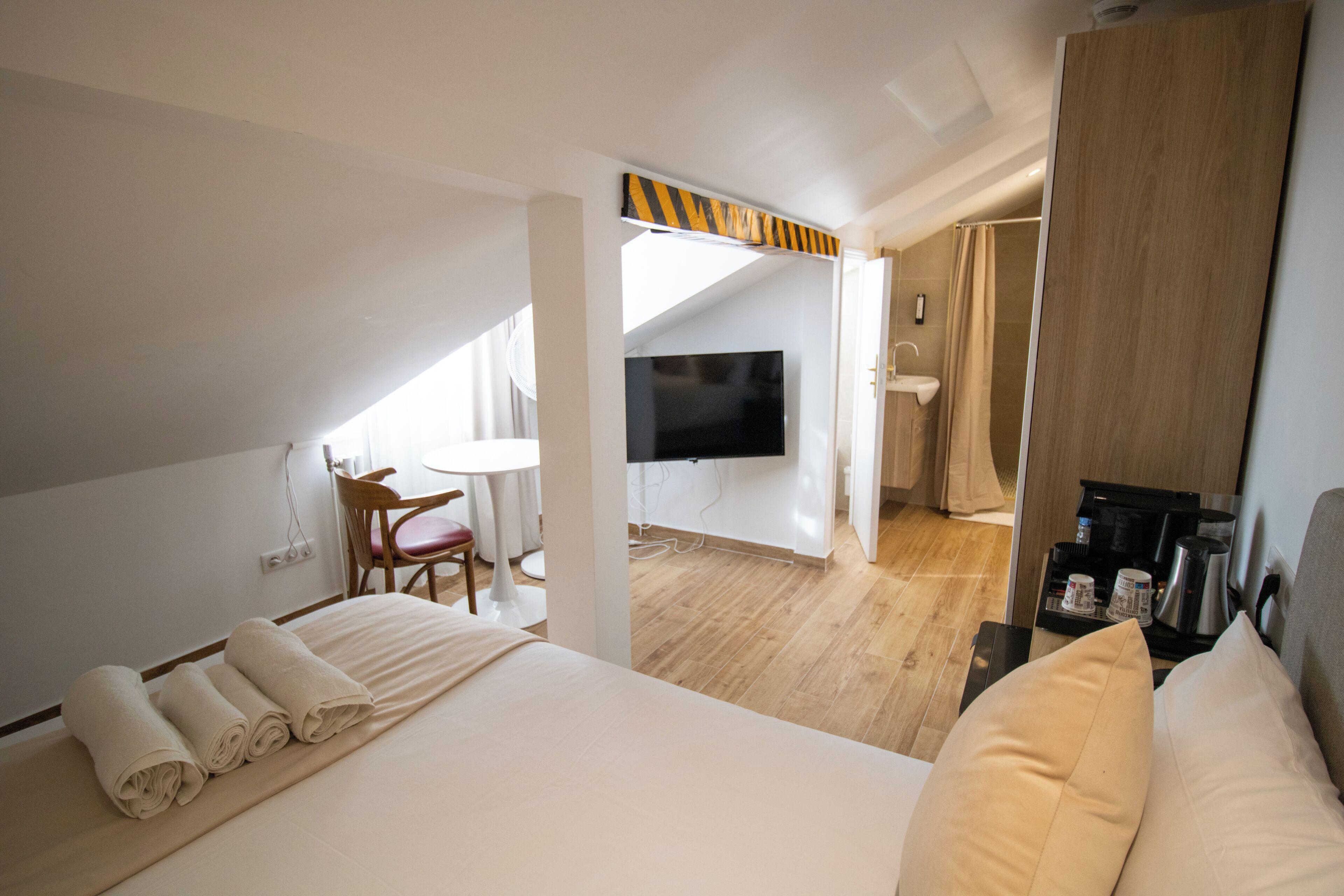 Hotel Les Rebelles 3*